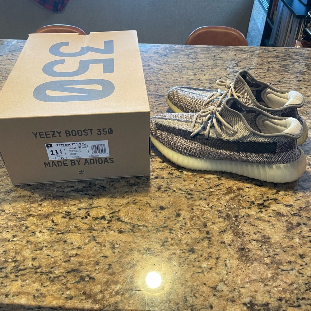 Yeezy Zyon